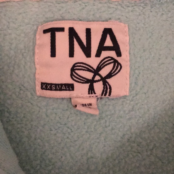 TNA sweater - Picture 3 of 3